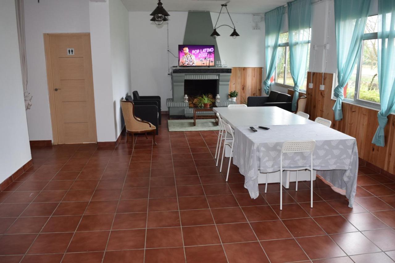 Albergue La Corona1 O Pino Kültér fotó